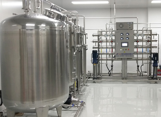 实验室超纯水机受到污染的原因